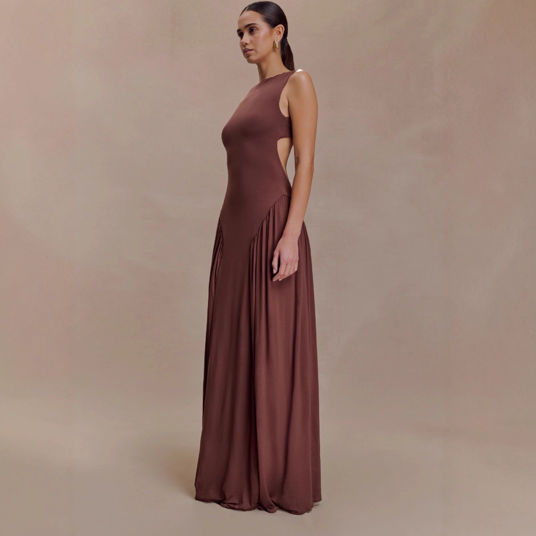 brown pleated one-line neck pleated open back dress
