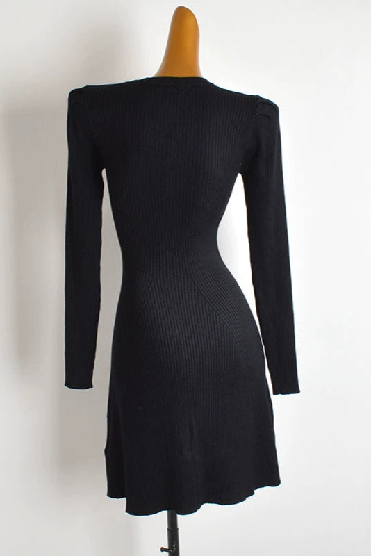 long-sleeved pullover knitted dress