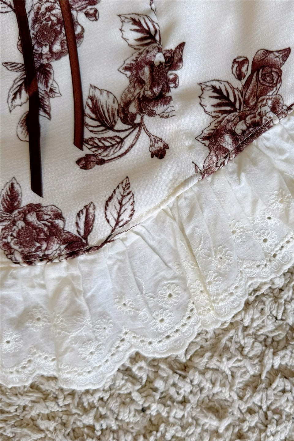 floral bow ribbon lace hook stitching suspender