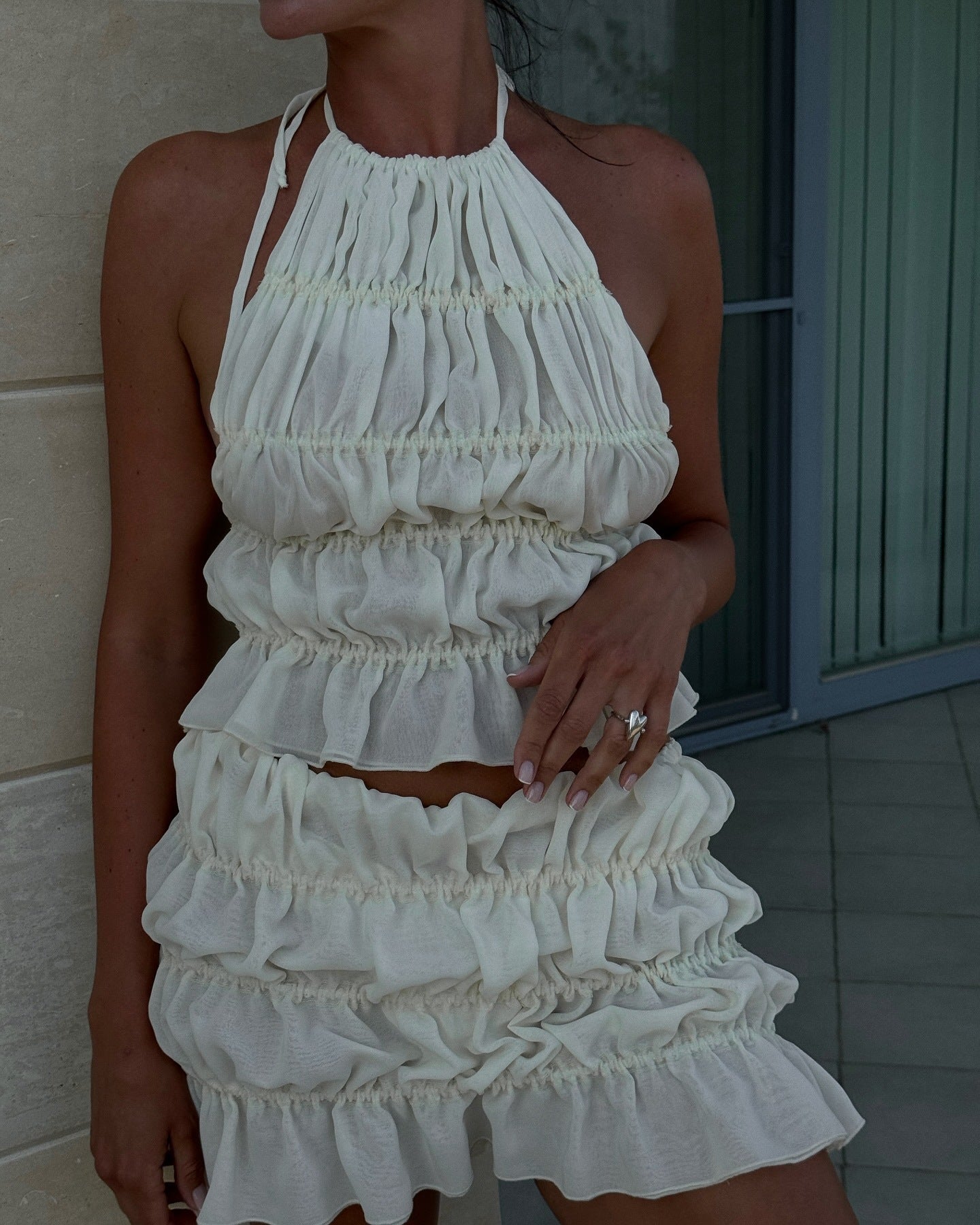 Halter-neck backless chiffon top and skirt set