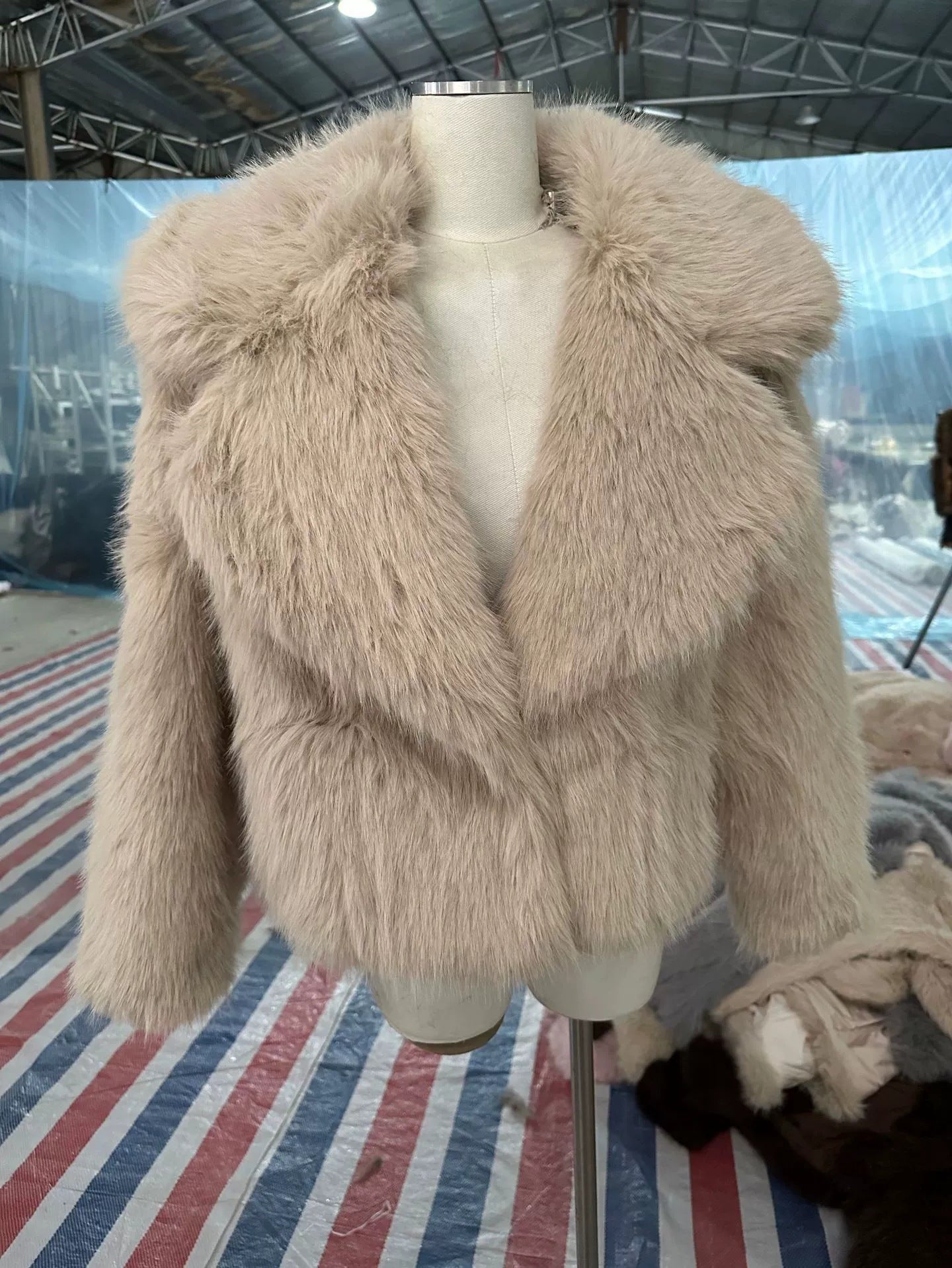 imitation fox fur short fur coat