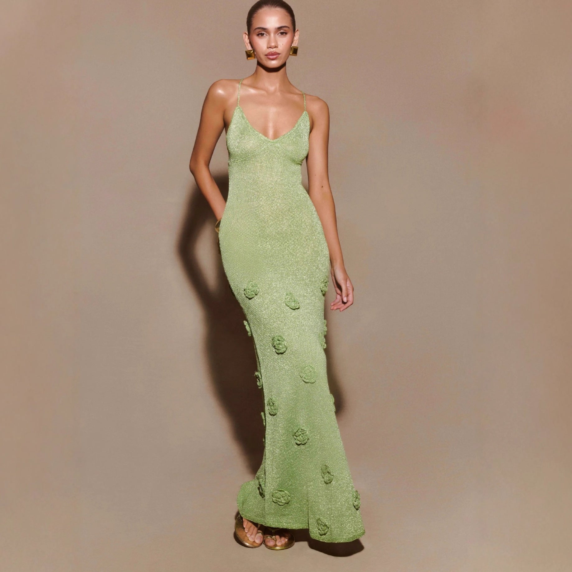 green three-dimensional flower backless dress