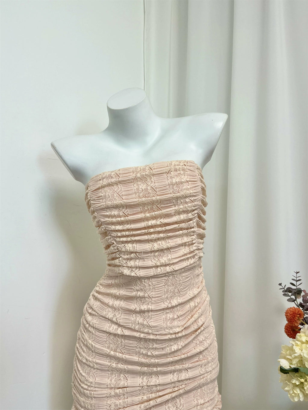 lace pleated backless bandeau mini dress