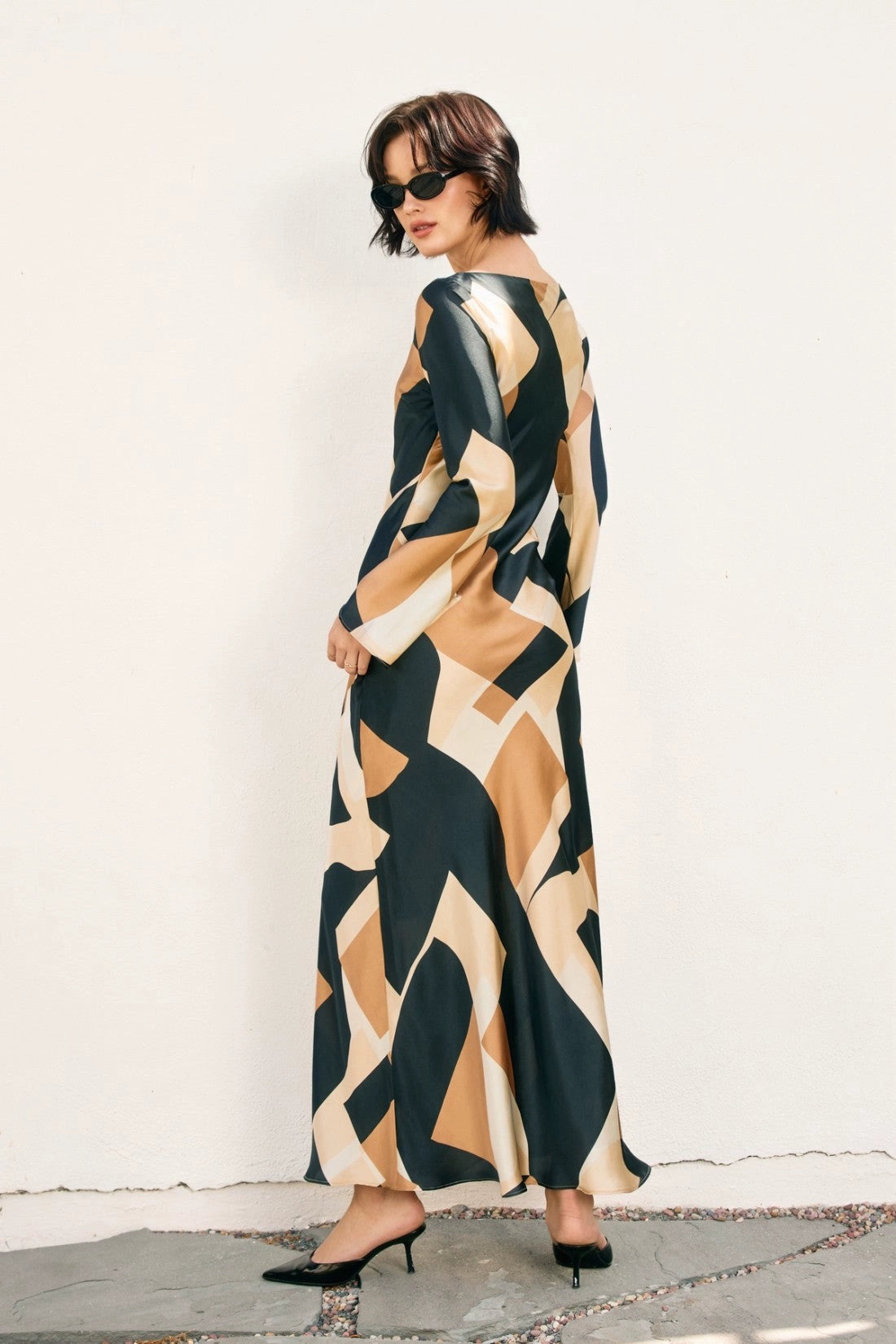 block satin flared sleeve midi dress