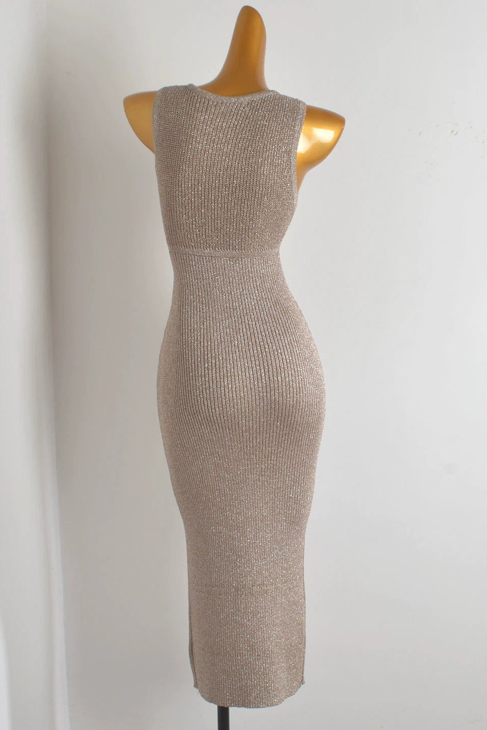 silk sleeveless knitted dress