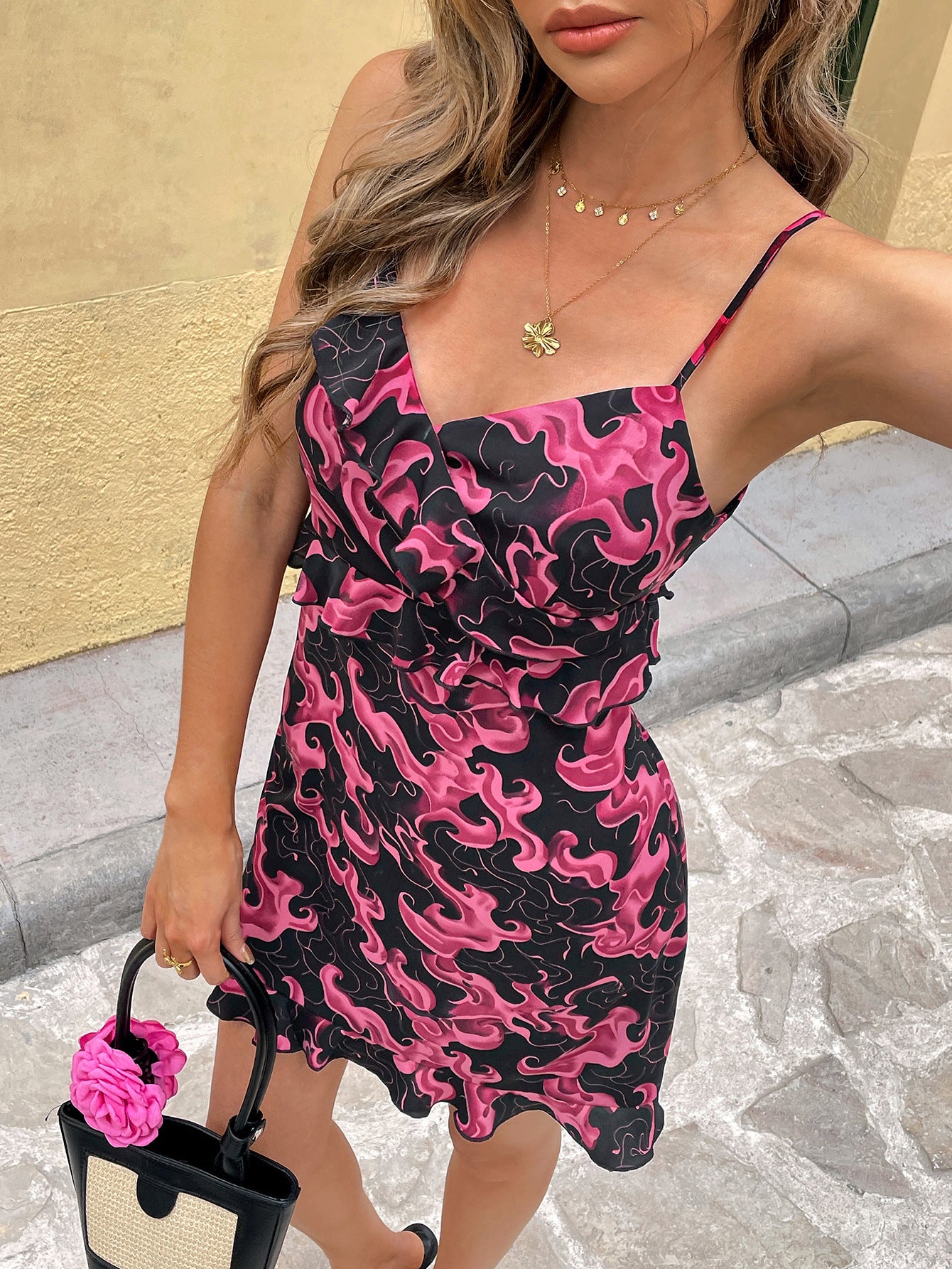 Spaghetti strap bodycon mini dress - black/red