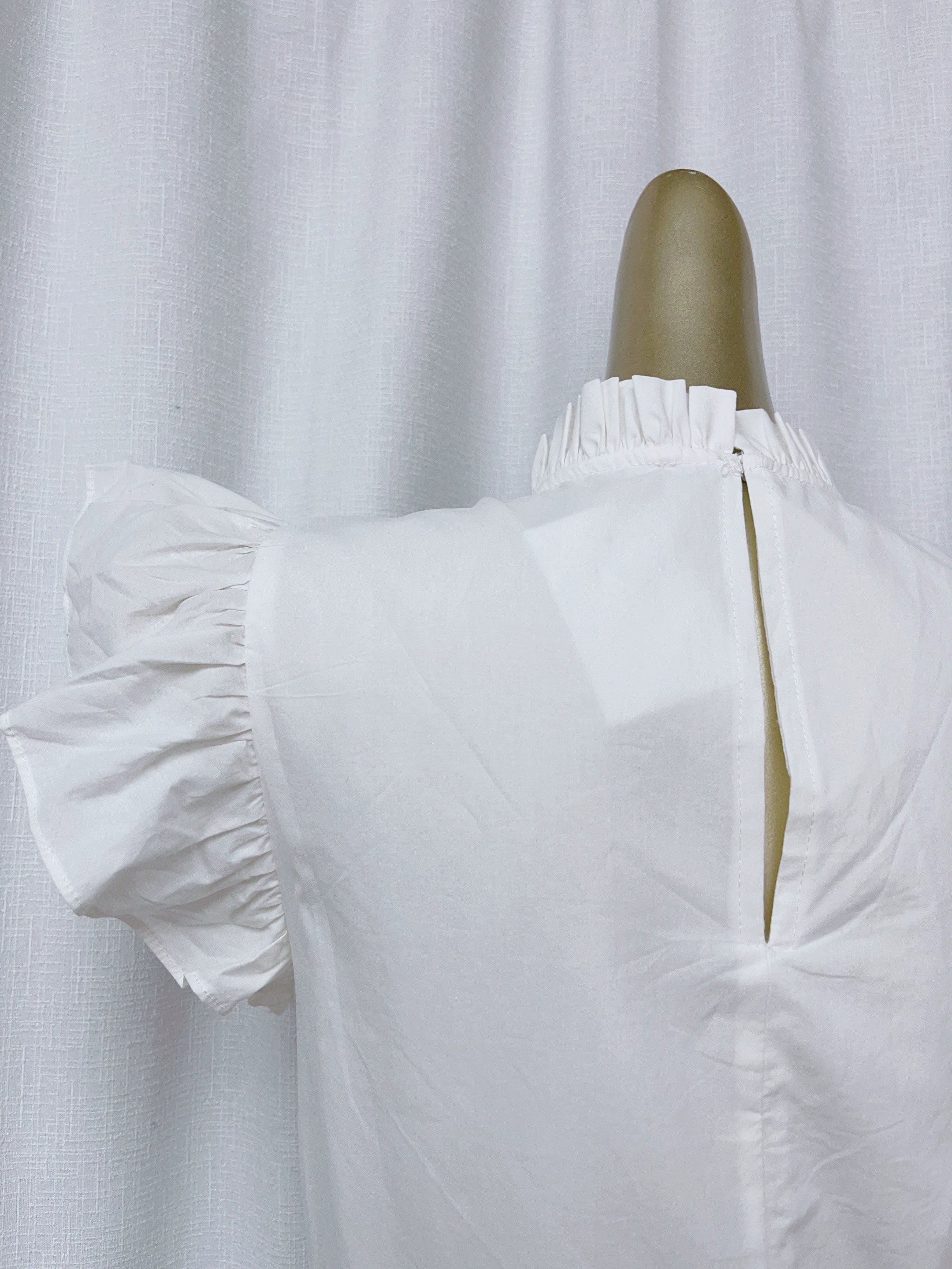 white cut-out splicing pinch pleated ruffled dress