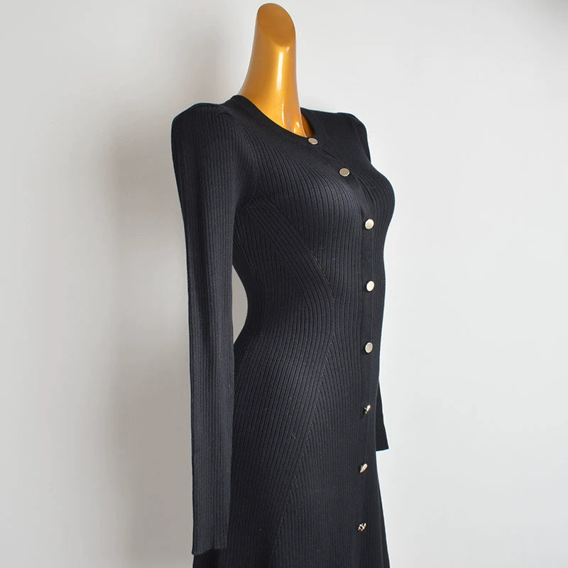 long-sleeved pullover knitted dress