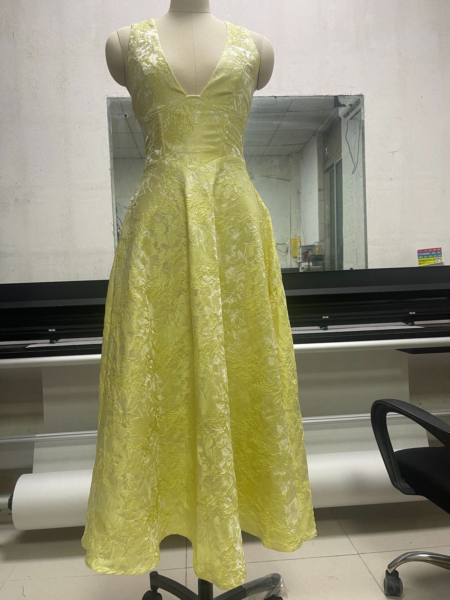 Effie Midi Dress - Lemon