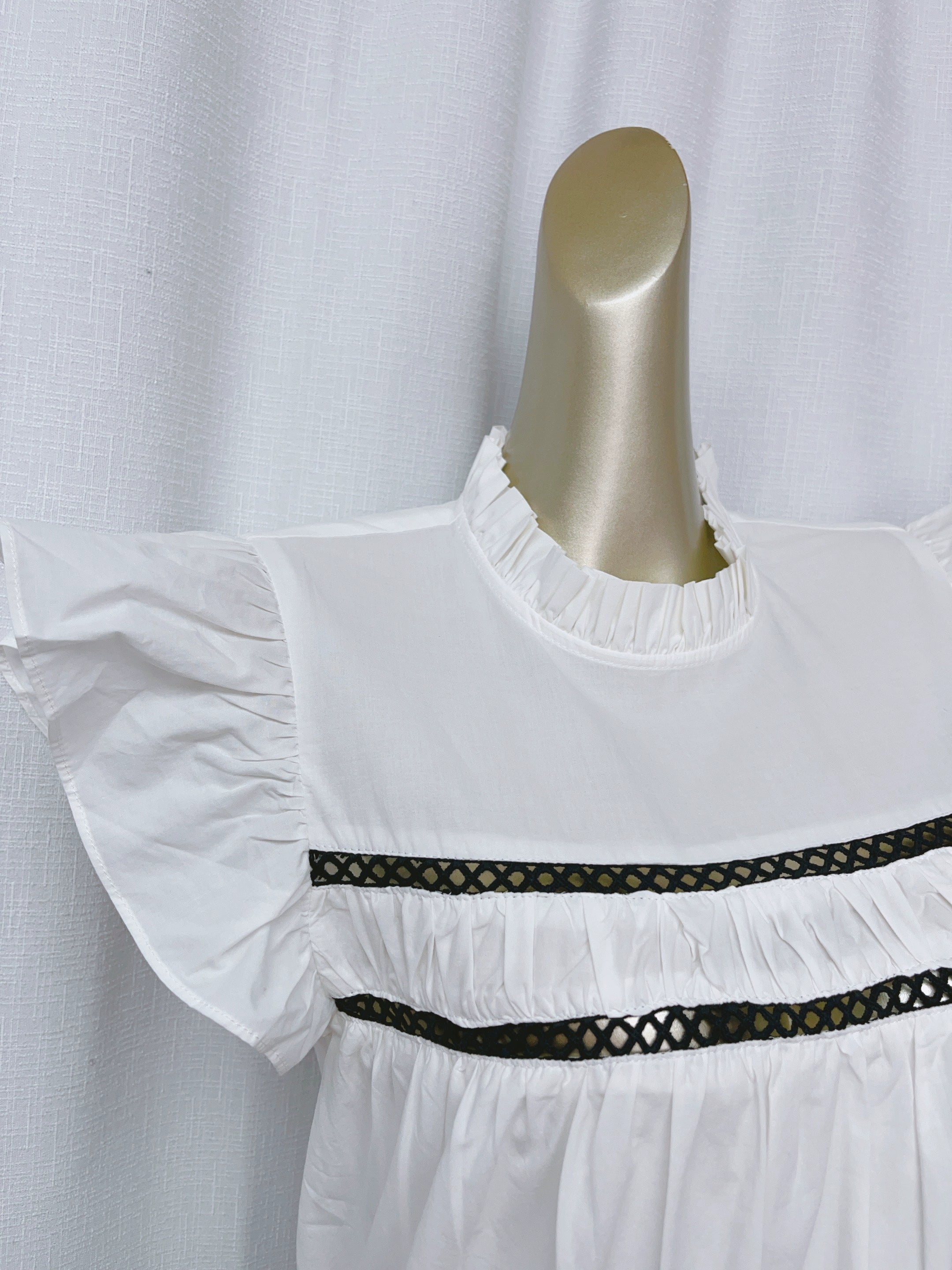 white cut-out splicing pinch pleated ruffled dress