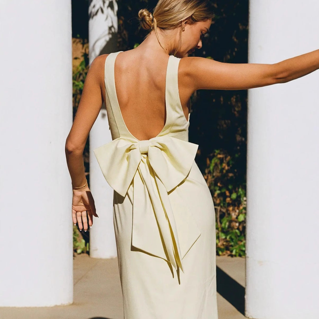elsa bow backless maxi dress
