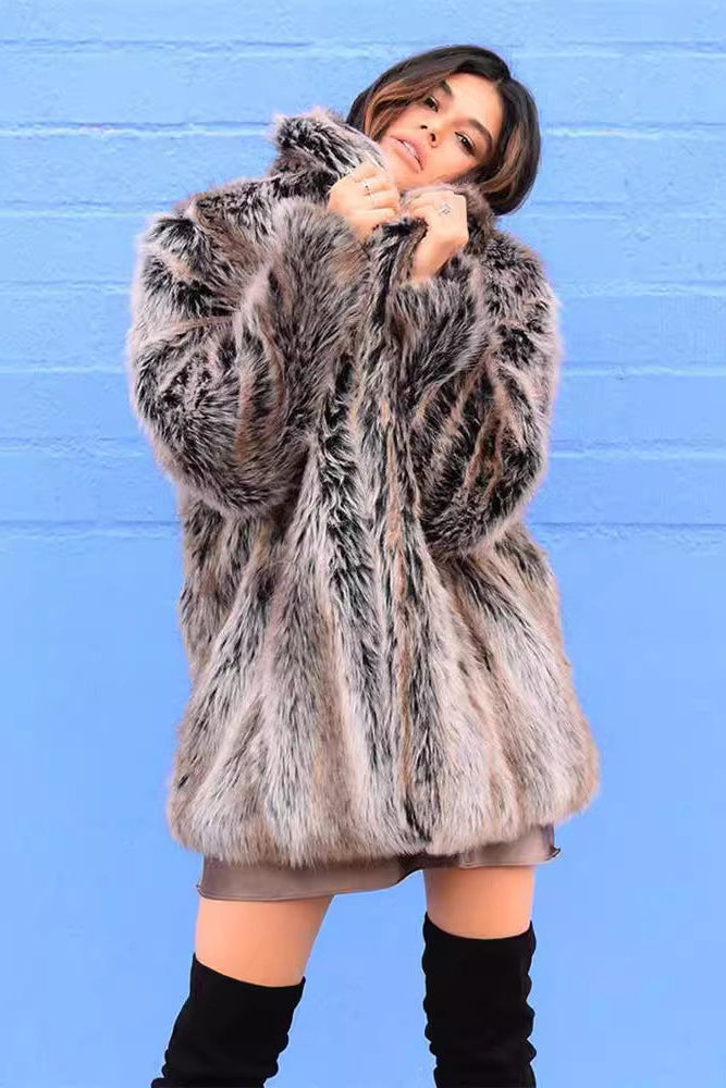 Warm Faux Fur Coat in Brown strips