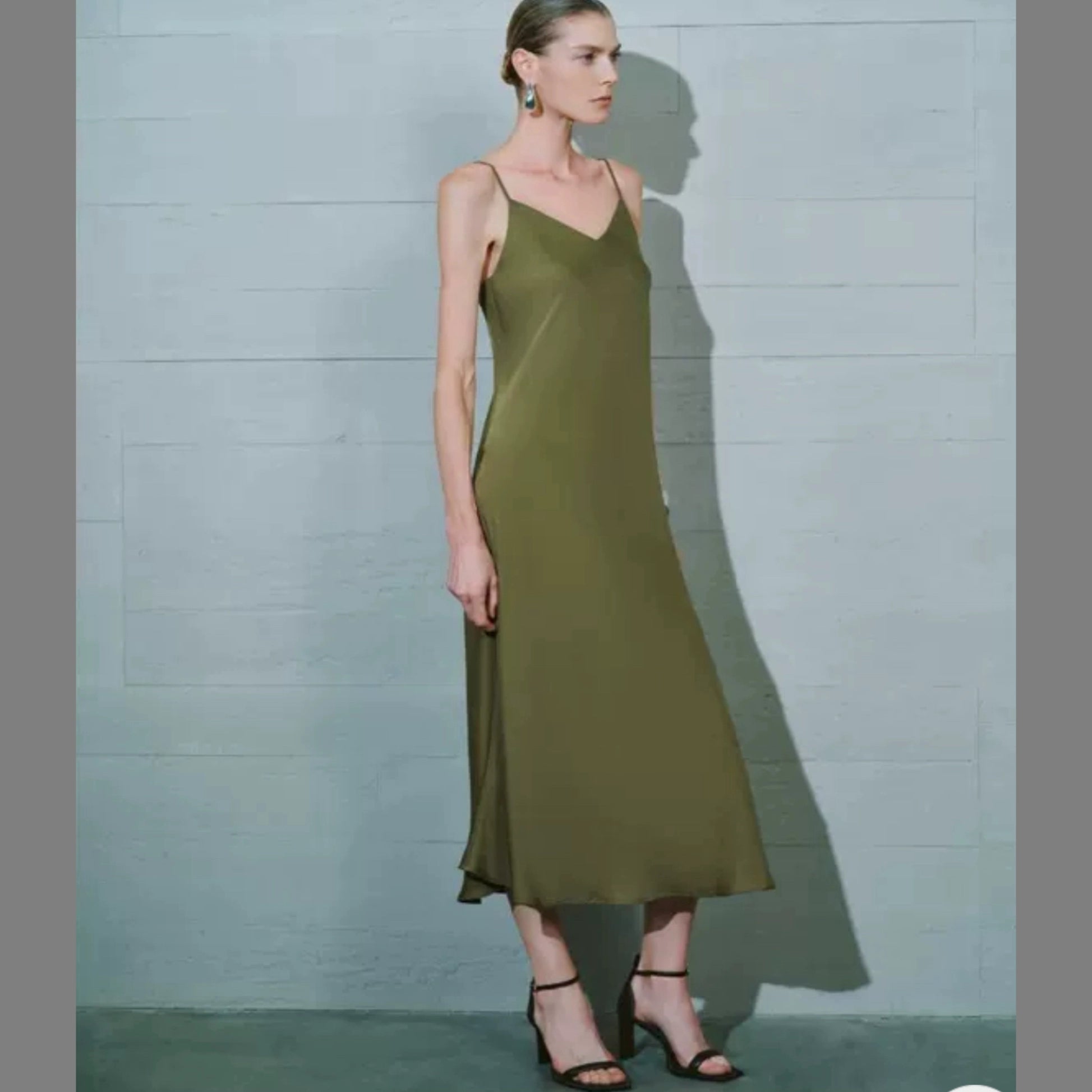 silk V-neck suspender long dress