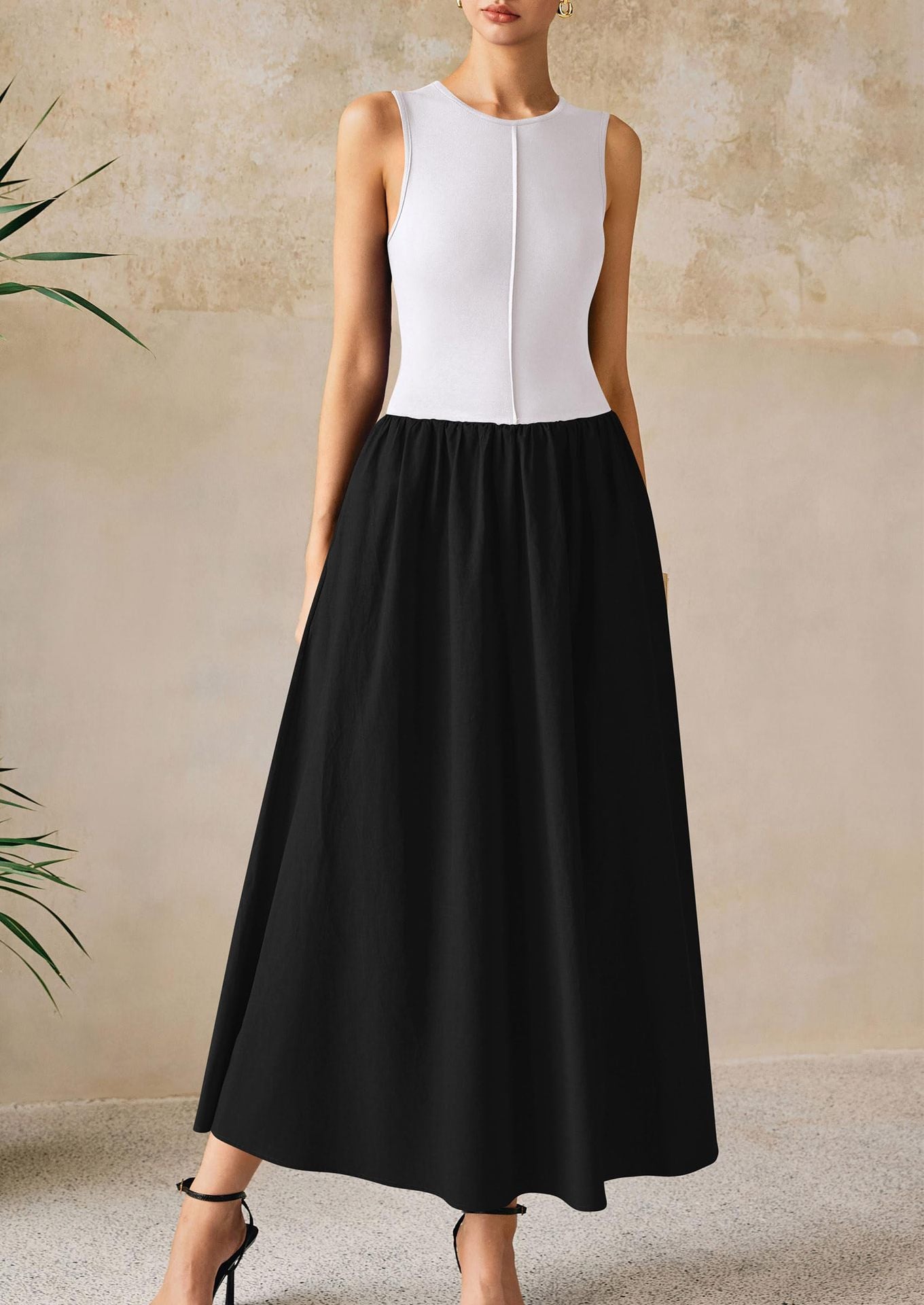 Round neck pleated maxi dress
