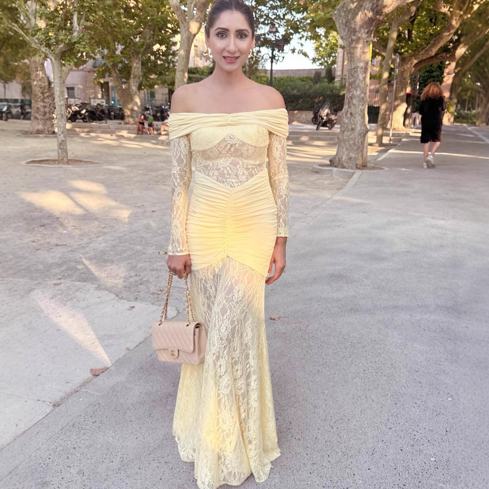 damla yellow Lace-trimmed flared sleeve fishtail dress