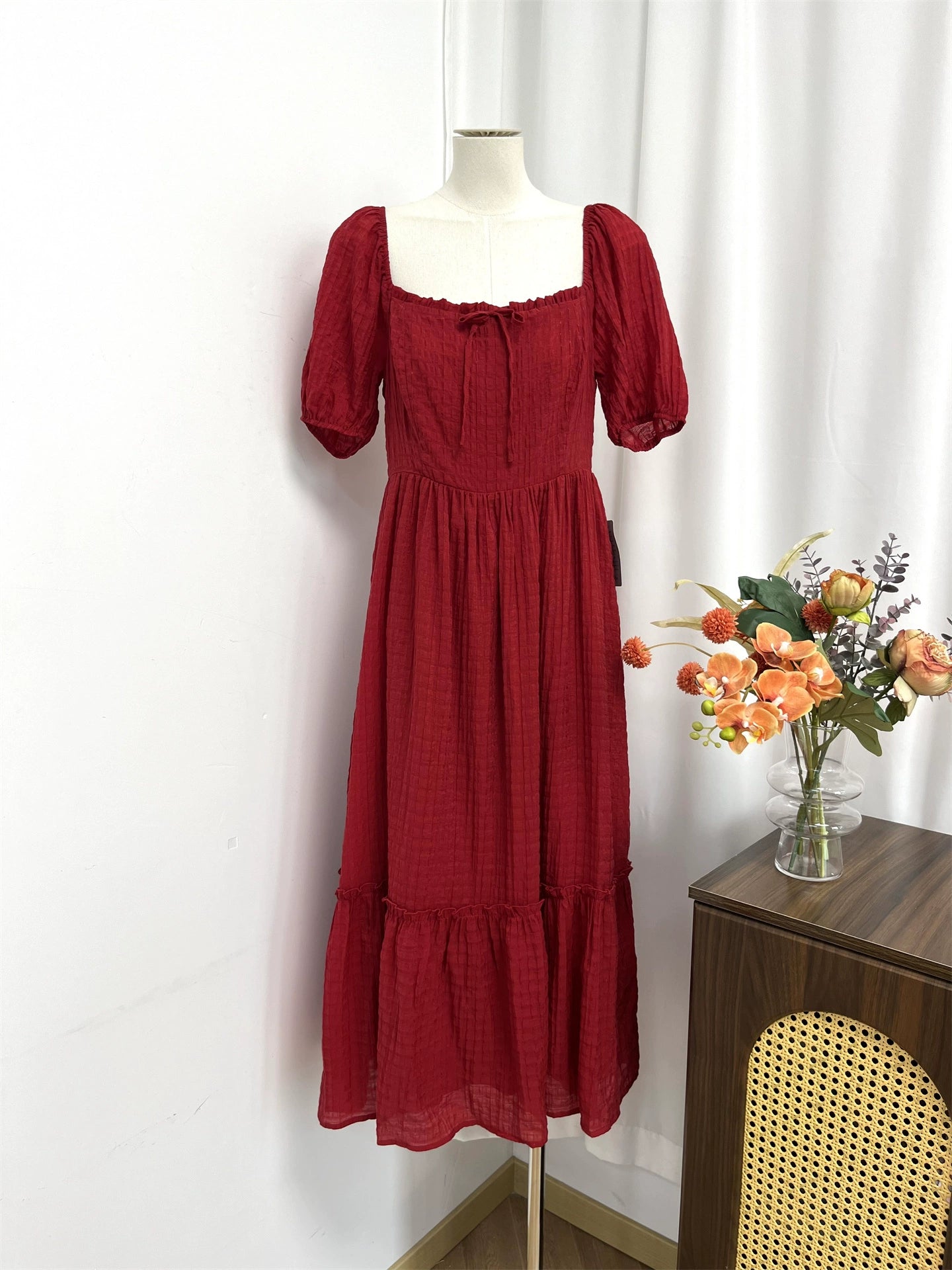 red bow square neck puff sleeve dress