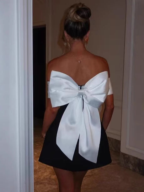 Off-the-shoulder sleeveless A-line dress