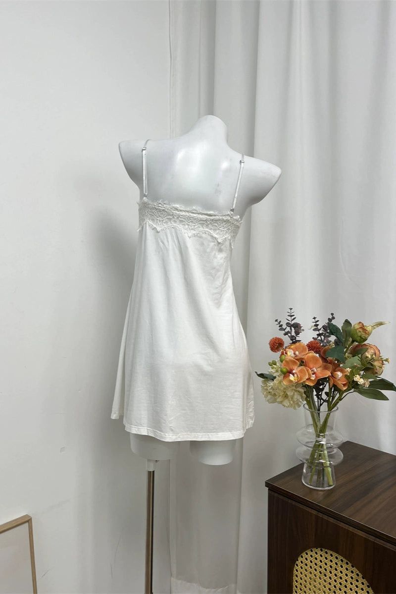 slip embroidery hollow V-neck lace dress