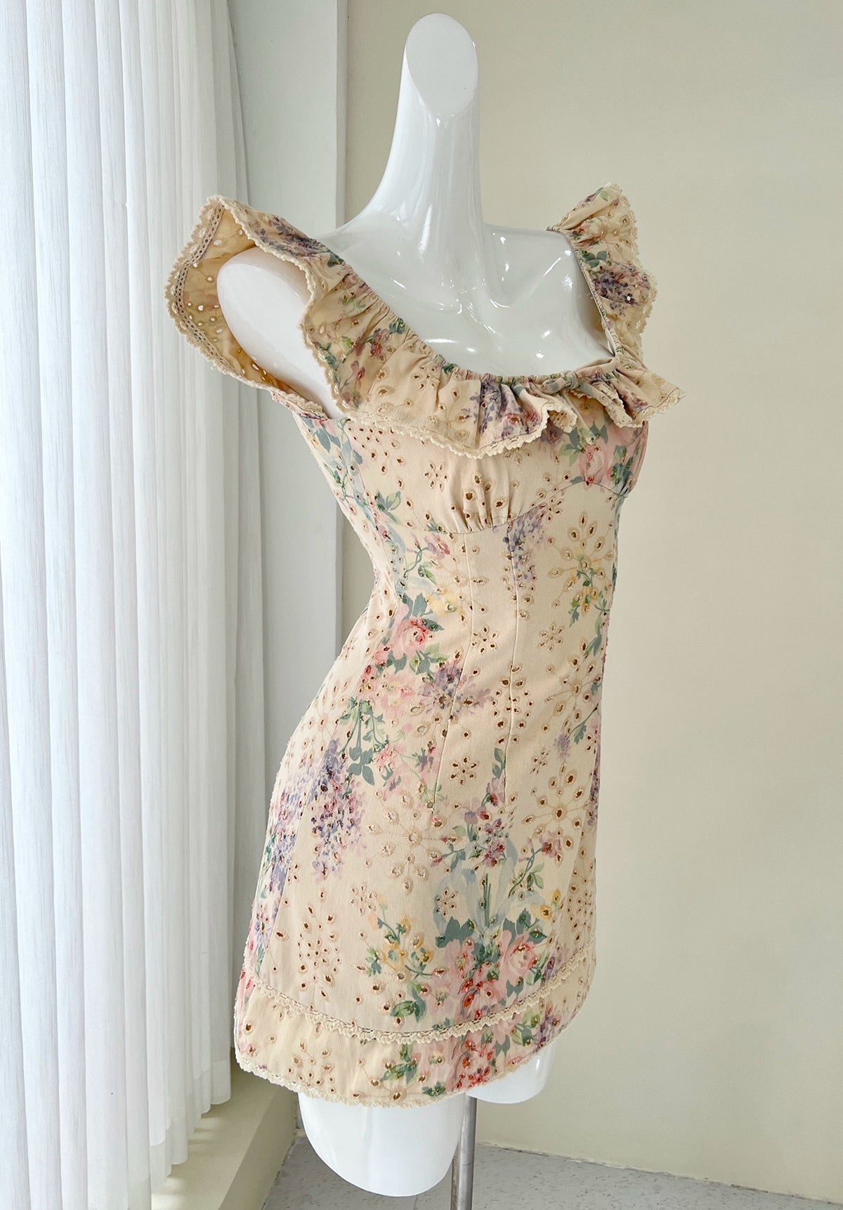 print flying sleeves cutout bow dress