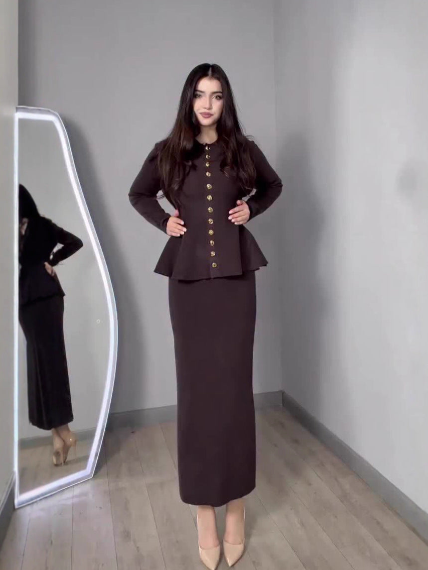 brown long-sleeved long skirt suit