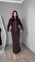 brown long-sleeved long skirt suit