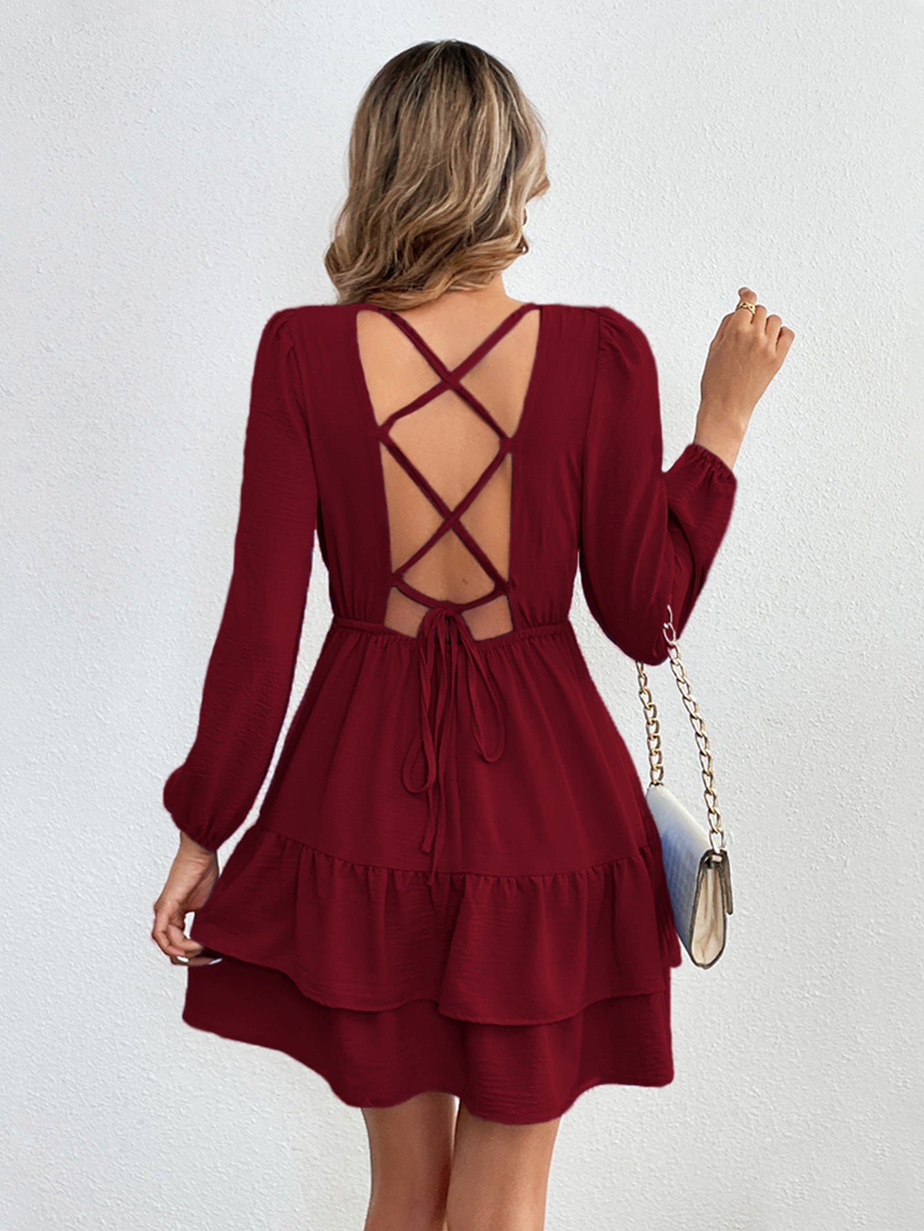 Backless tie-up ruffle long-sleeved dress in blue