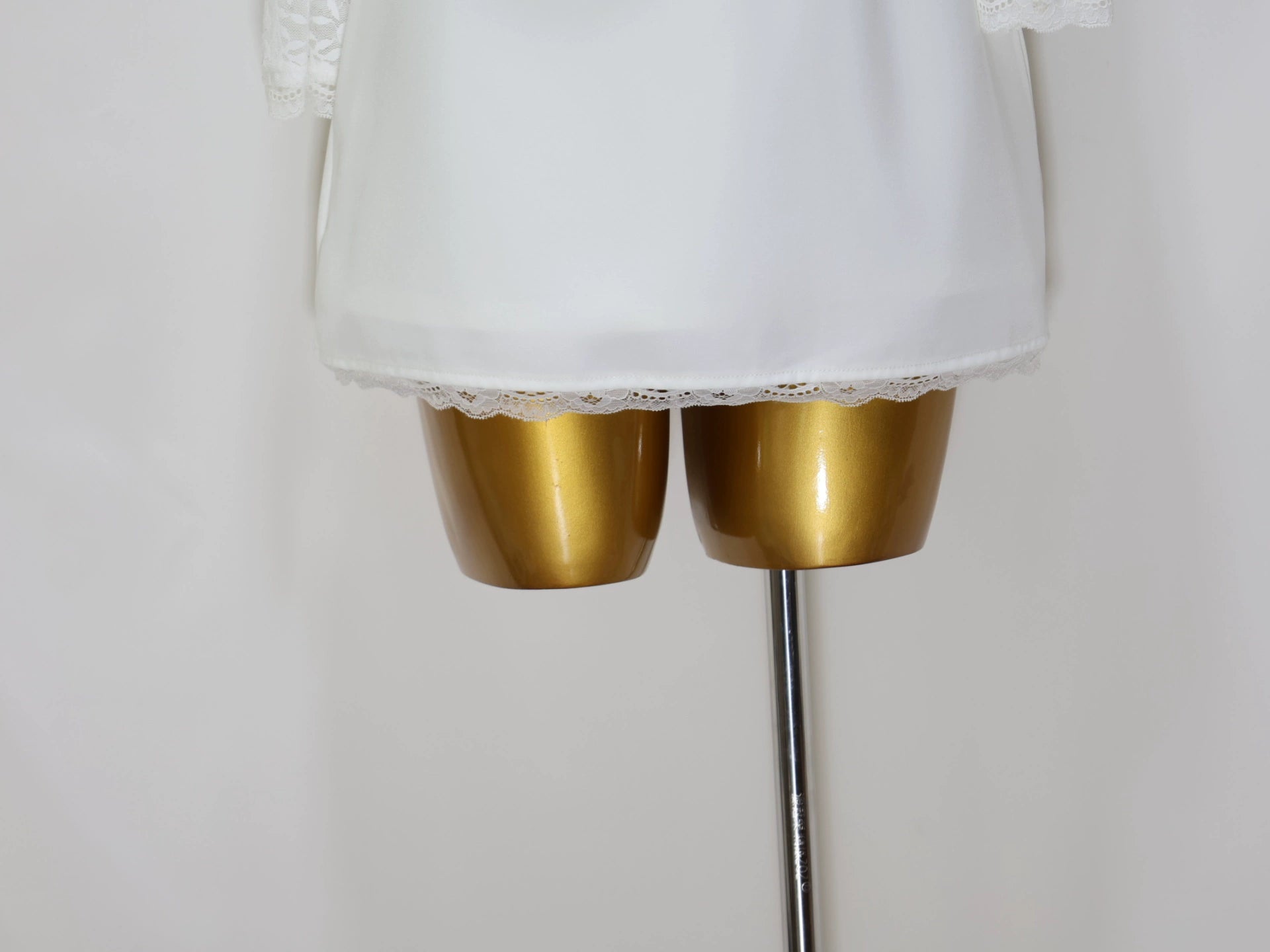 white long sleeve off shoulder min dress