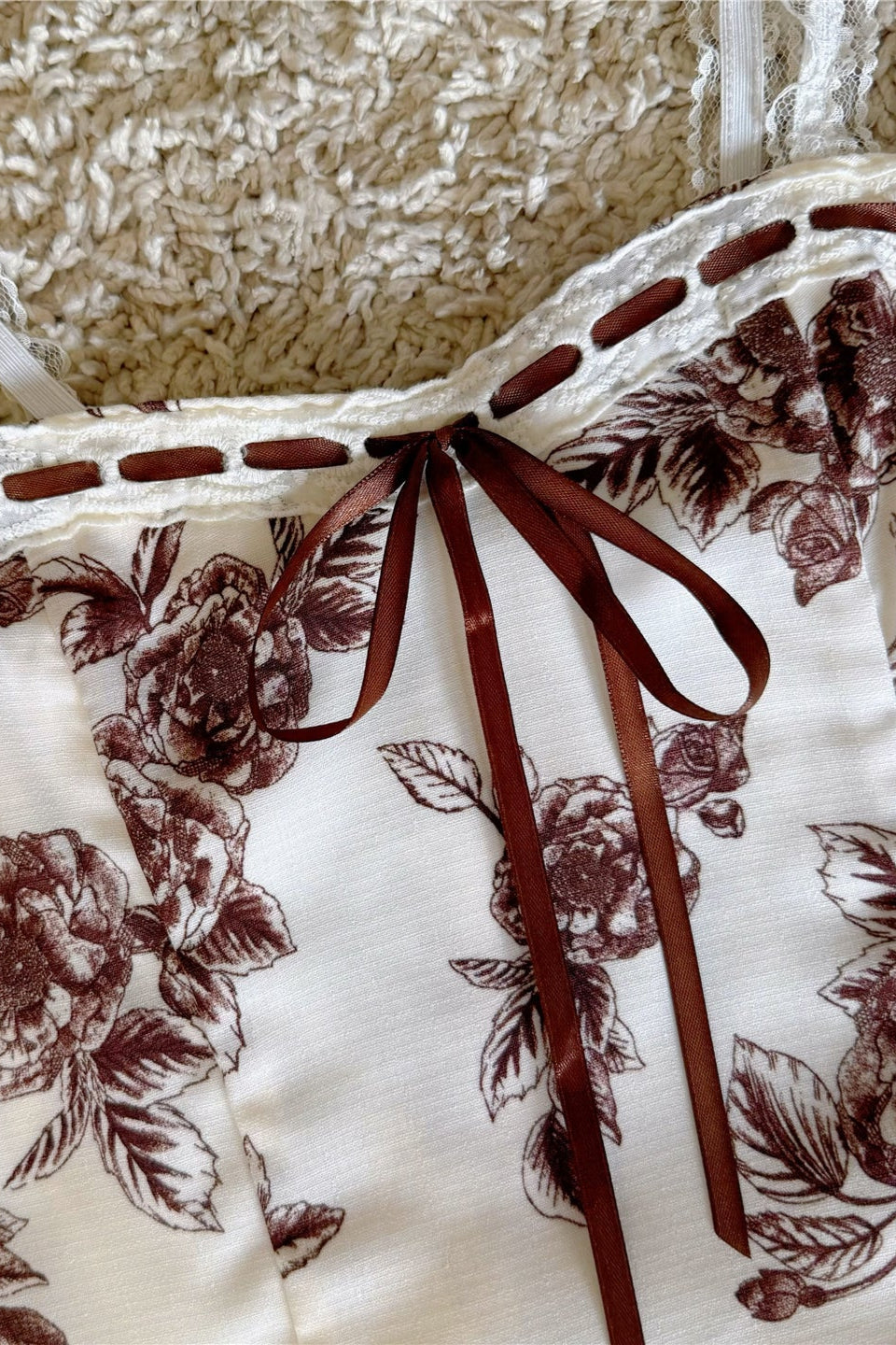floral bow ribbon lace hook stitching suspender