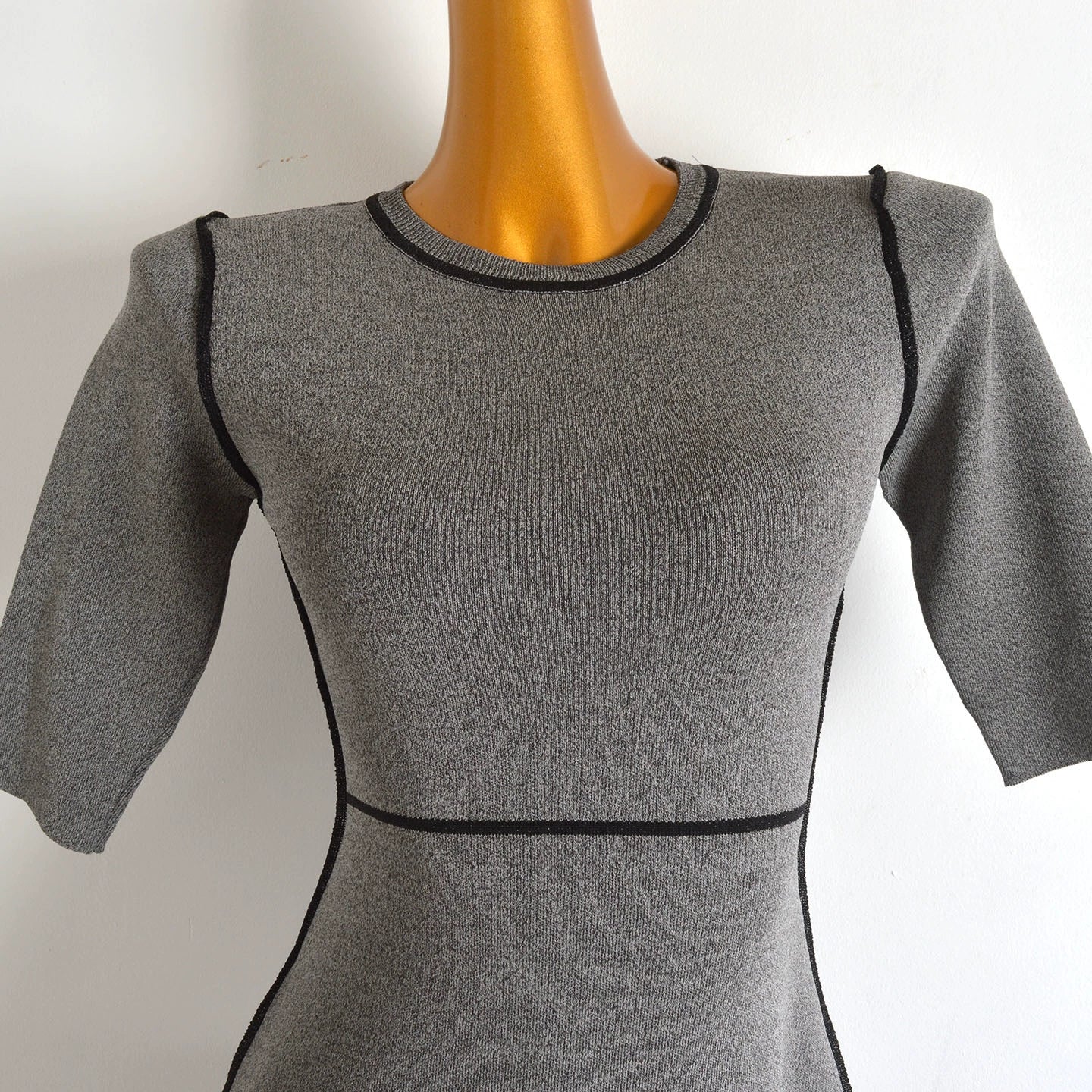 grey knited mini dress