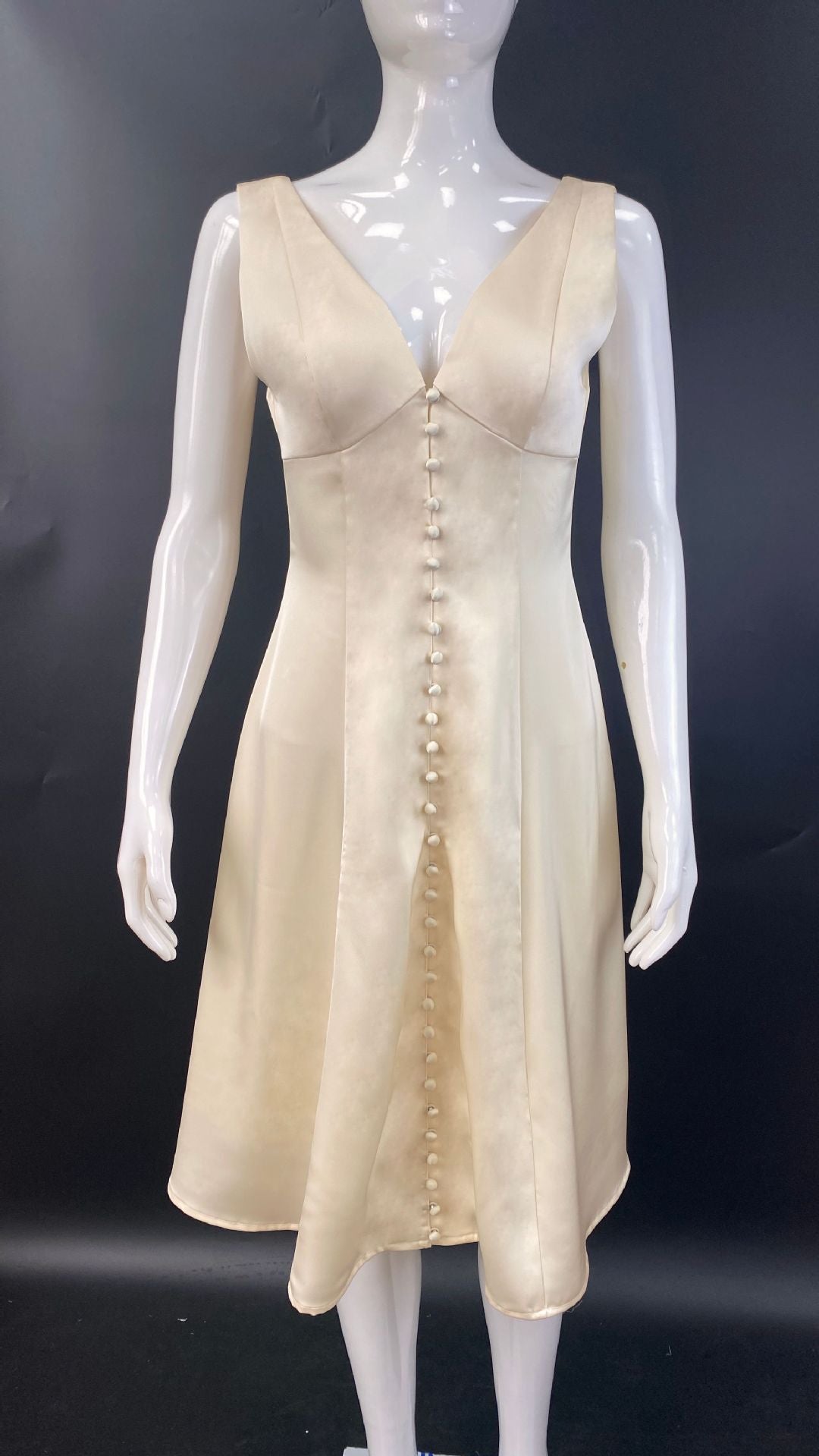 lily V-neck fitted waist midi dress